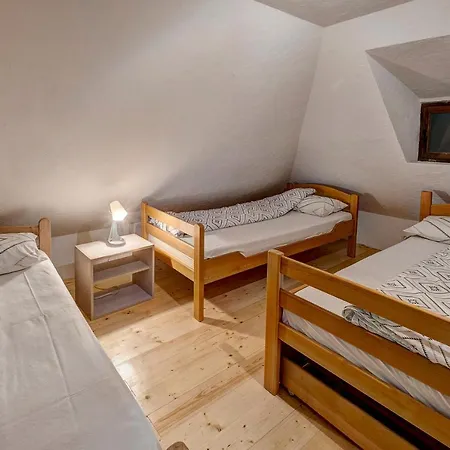 Nyaraló Zlatiborski Katuni *