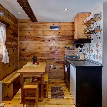 Zlatiborski Katuni زلاتيبور